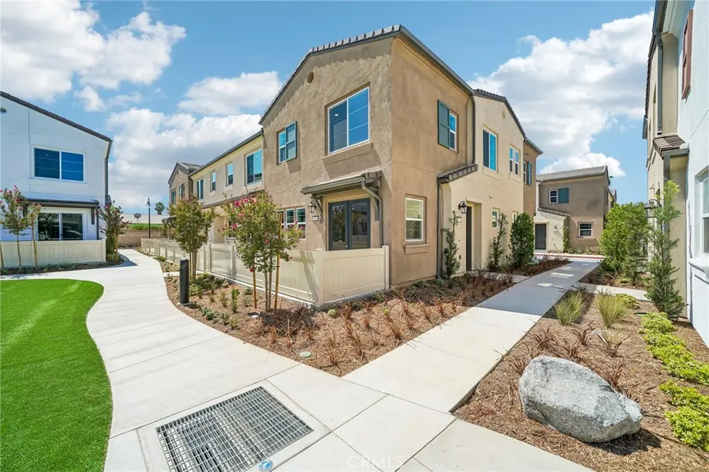 Townhouse for sale at 3161 Teralina Circle, Riverside, CA featuring 3 beds and 3 baths