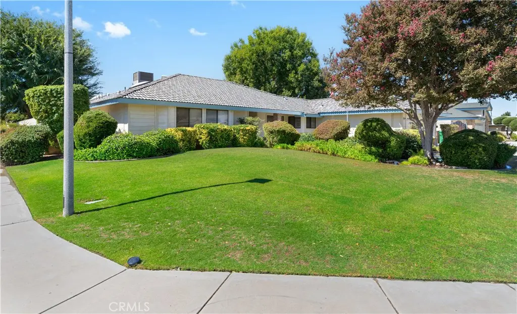 Single Family Residence for sale at 13801 Taradale Court, Bakersfield, CA featuring 3 beds and 2 baths