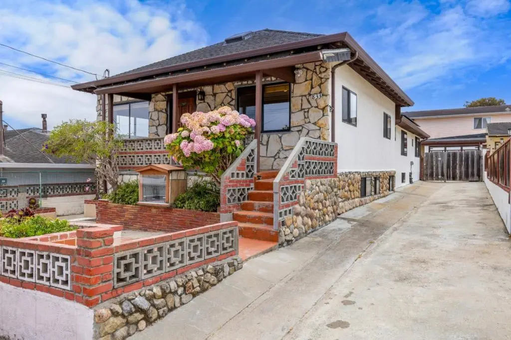 833 Hellam Street, Monterey, CA — listing photo 1