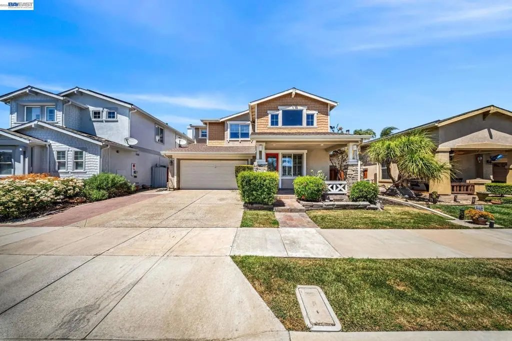 Single Family Residence for sale at 921 Sawyer Way, Brentwood, CA featuring 4 beds and 3 baths