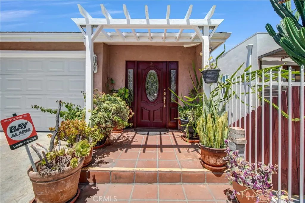 Single Family Residence for sale at 3975 Barrett Rd., Los Angeles, CA featuring 3 beds and 2 baths