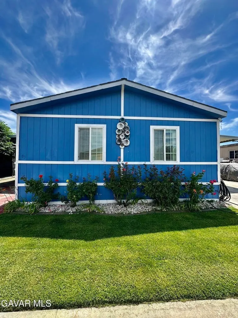 Manufactured In Park for sale at 1717 E Avenue I 83, Lancaster, CA featuring 3 beds and 2 baths