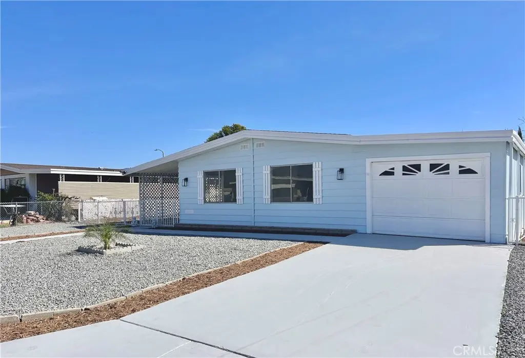 Manufactured In Park for sale at 43705 Rassle Drive, Hemet, CA featuring 2 beds and 2 baths