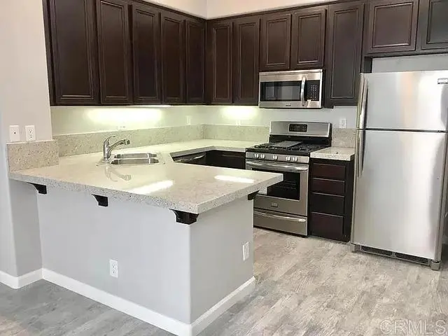 Townhouse for rent at 516 Almond Rd Road, San Marcos, CA featuring 2 beds and 3 baths