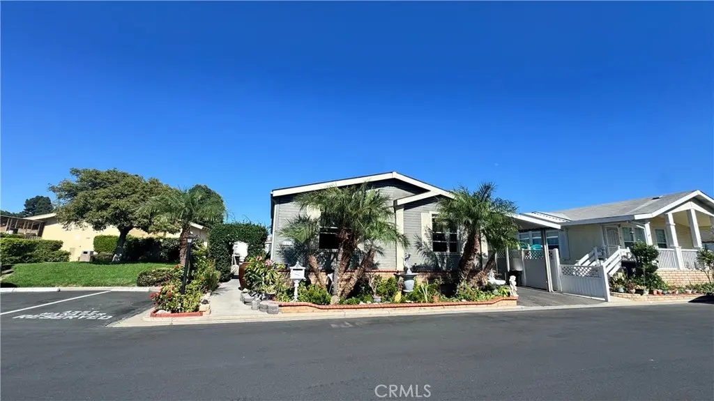 10550 Western 61, Stanton, CA — listing photo 1