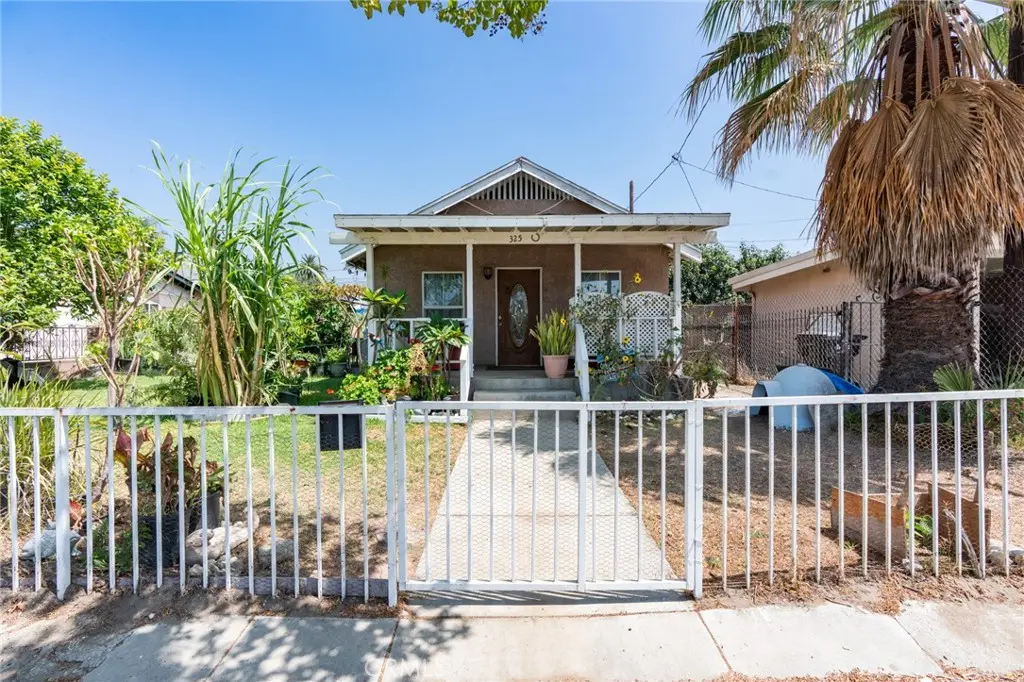 325 W Crescent Drive, Azusa, CA — listing photo 1