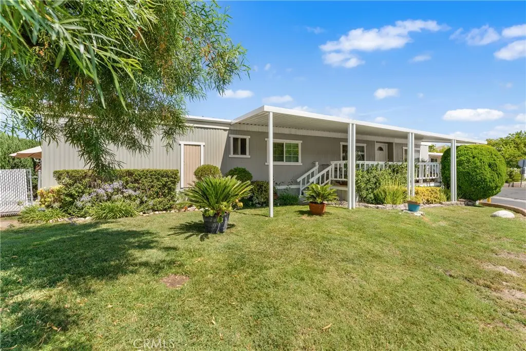 30000 Sand Canyon Rd. 24, Canyon Country, CA — listing photo 1