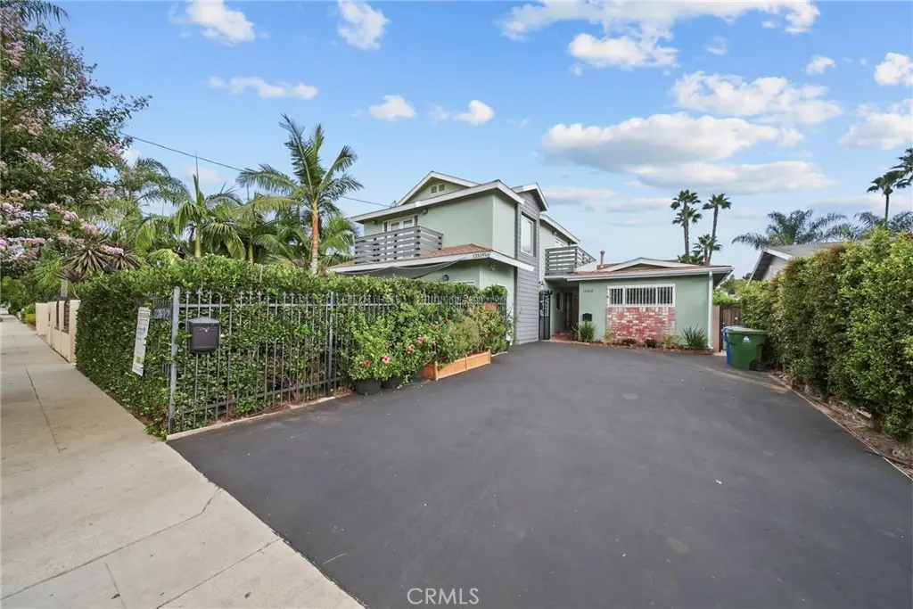 12319 Erwin, Valley Glen, CA — listing photo 1