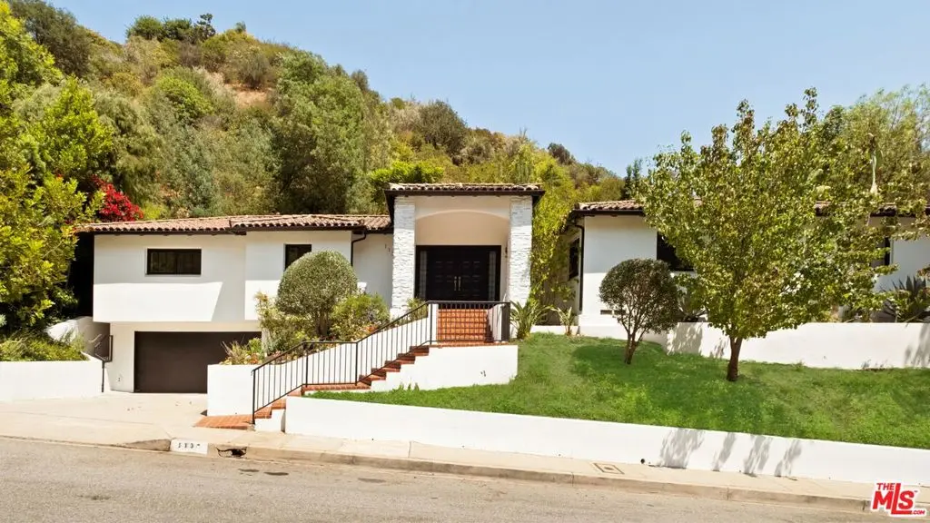 Single Family Residence for sale at 1132 Chantilly Road, Los Angeles, CA featuring 3 beds and 3 baths