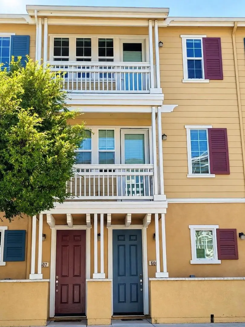 632 True Wind Way 608, Redwood City, CA — listing photo 1