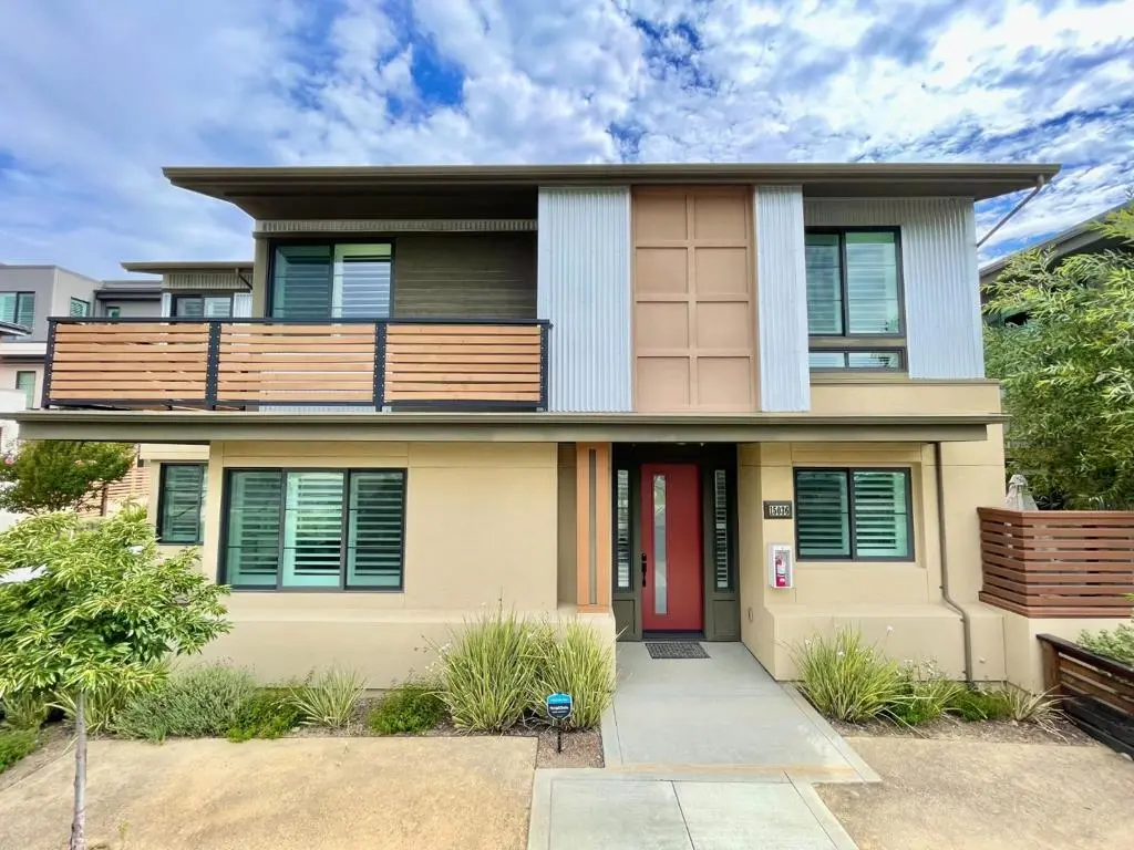 Residential Lease for rent at 15036 Briggs Court, Los Gatos, CA featuring 2 beds and 3 baths