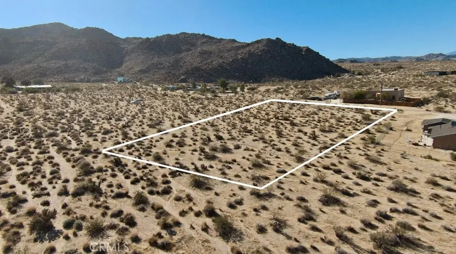 6883 Peterson Road, 29 Palms, CA — listing photo 1