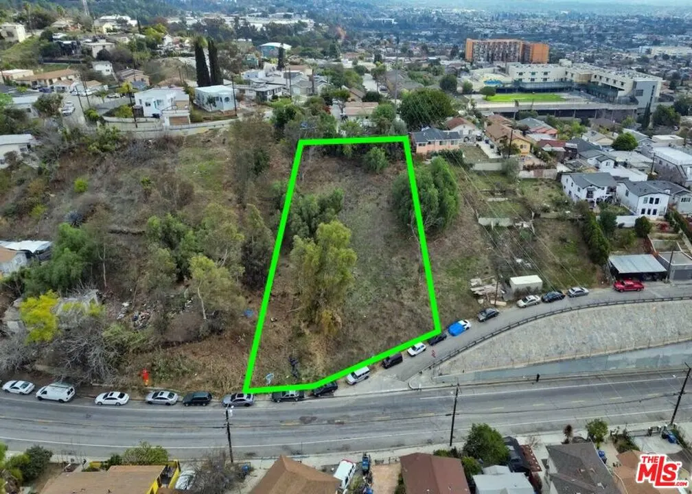 1000 N GAGE Avenue, Los Angeles, CA — listing photo 1