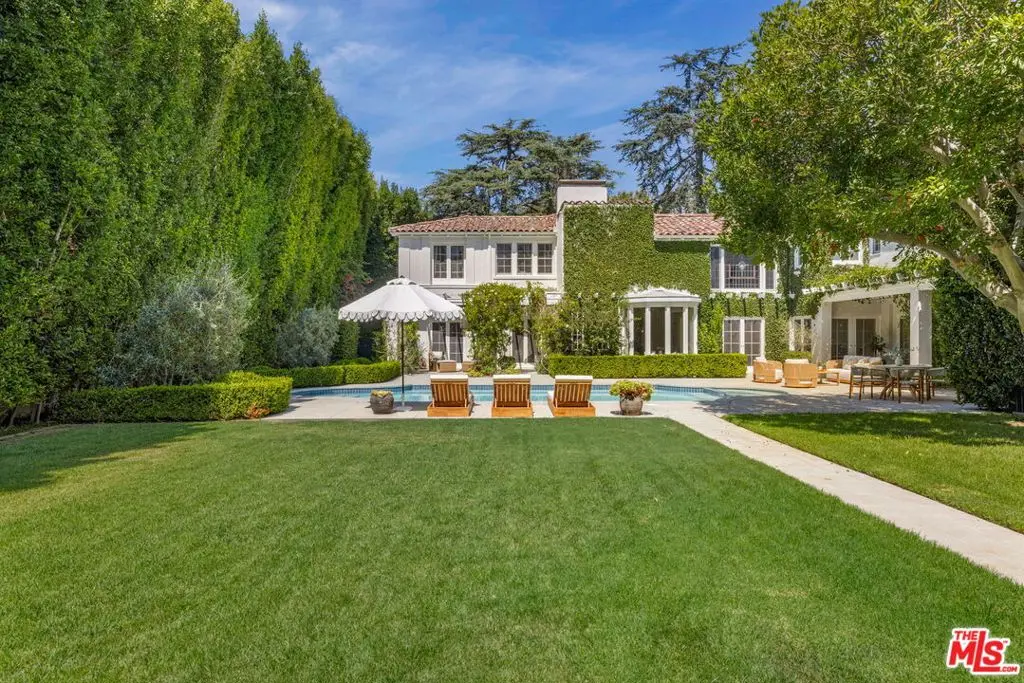 Single Family Residence for sale at 612 Lorraine Boulevard, Los Angeles, CA featuring 6 beds and 5 baths