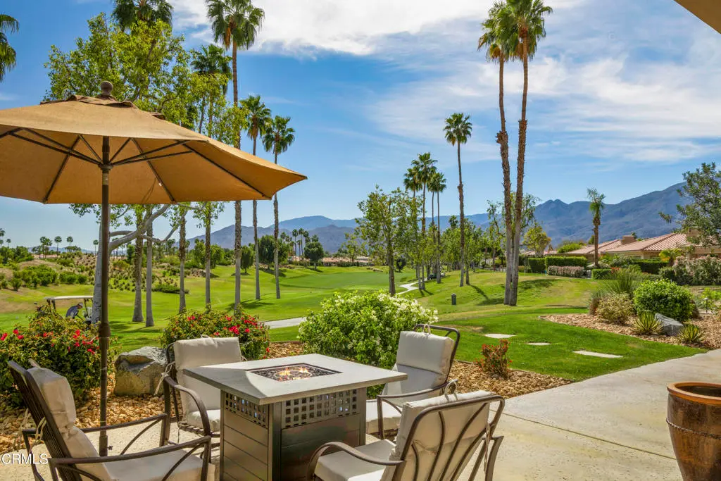 Single Family Residence for rent at 54548 Southern Hill, La Quinta, CA featuring 3 beds and 6 baths