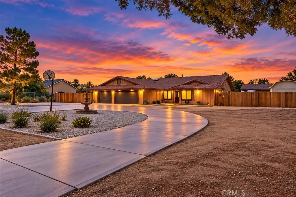 14182 Gayhead, Apple Valley, CA — listing photo 1