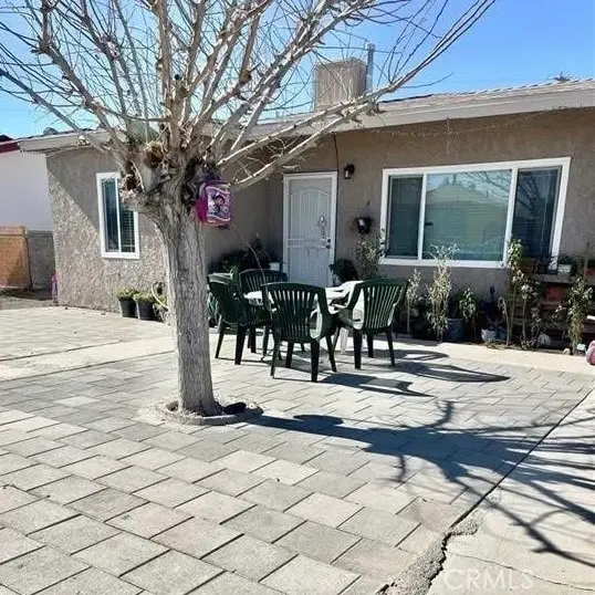 34262 Paris, Barstow, CA — listing photo 1