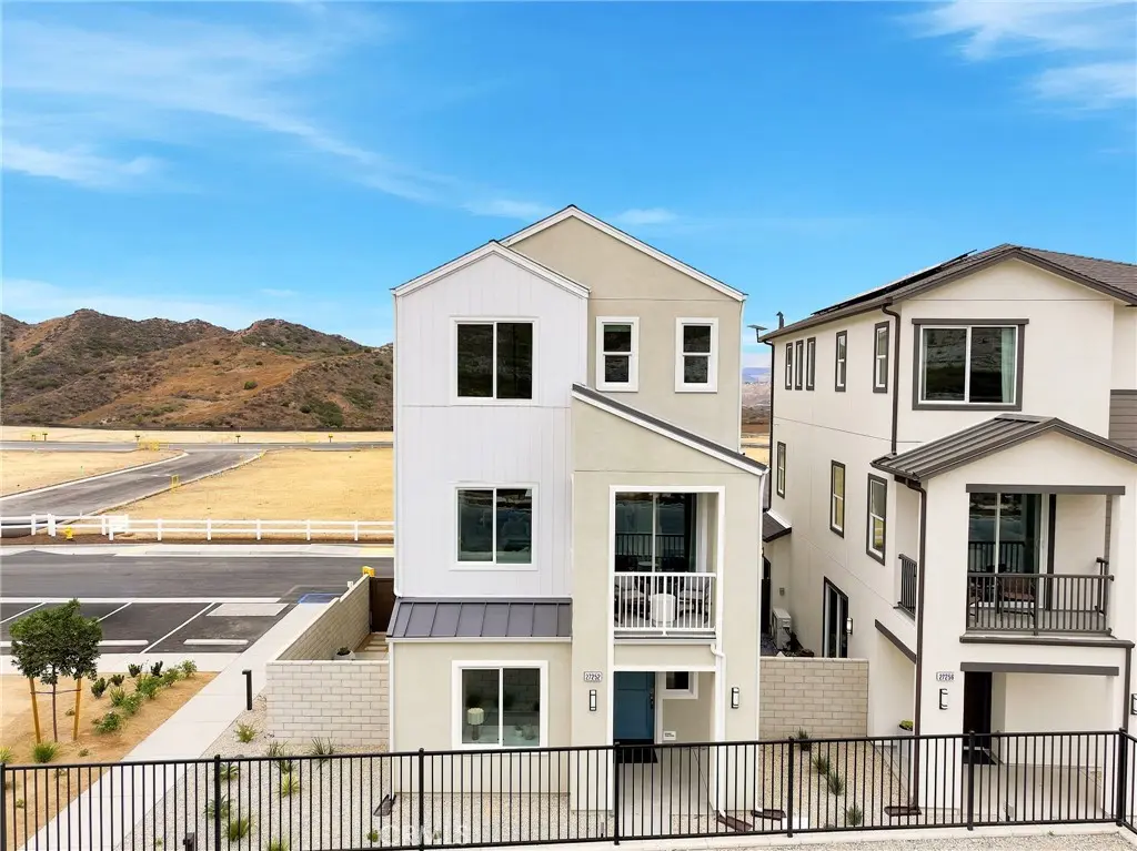 27604 Barefoot Place, Valencia, CA — listing photo 1