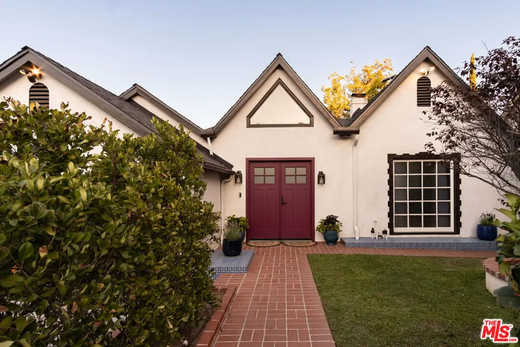 Single Family Residence for sale at 5166 High Crest Avenue, Los Angeles, CA featuring 3 beds and 4 baths