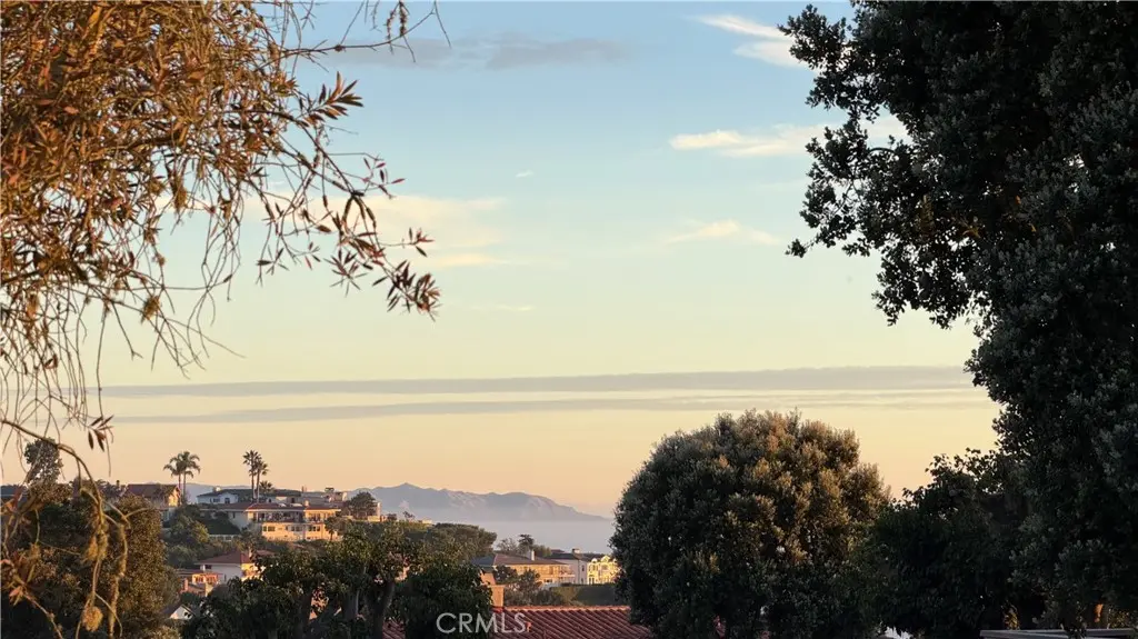 20 Peartree, Rolling Hills Estates, CA — listing photo 1