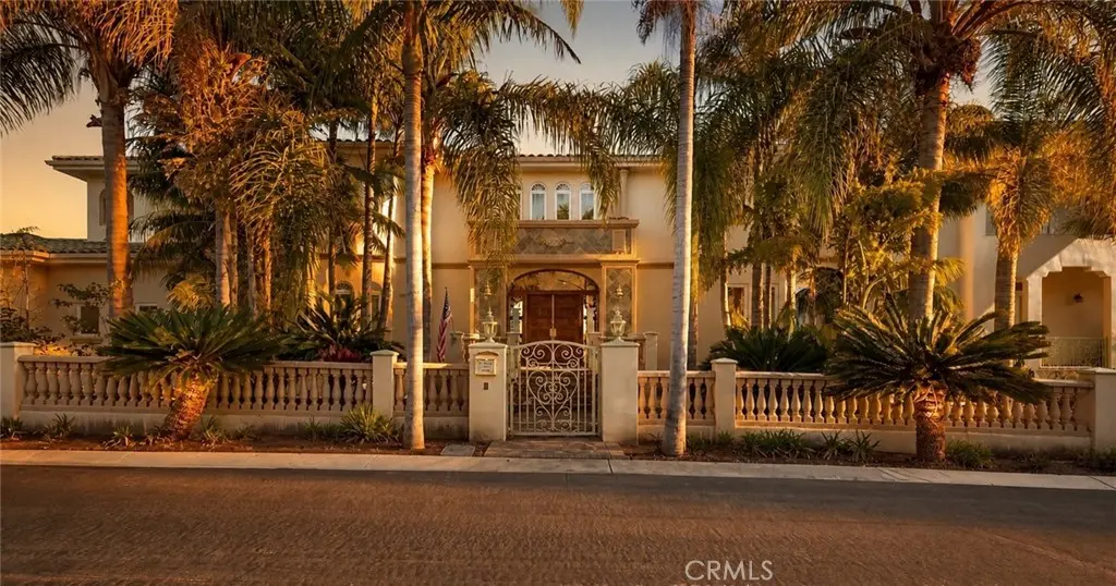 Single Family Residence for rent at 30702 Hilltop, San Juan Capistrano, CA featuring 7 beds and 5 baths