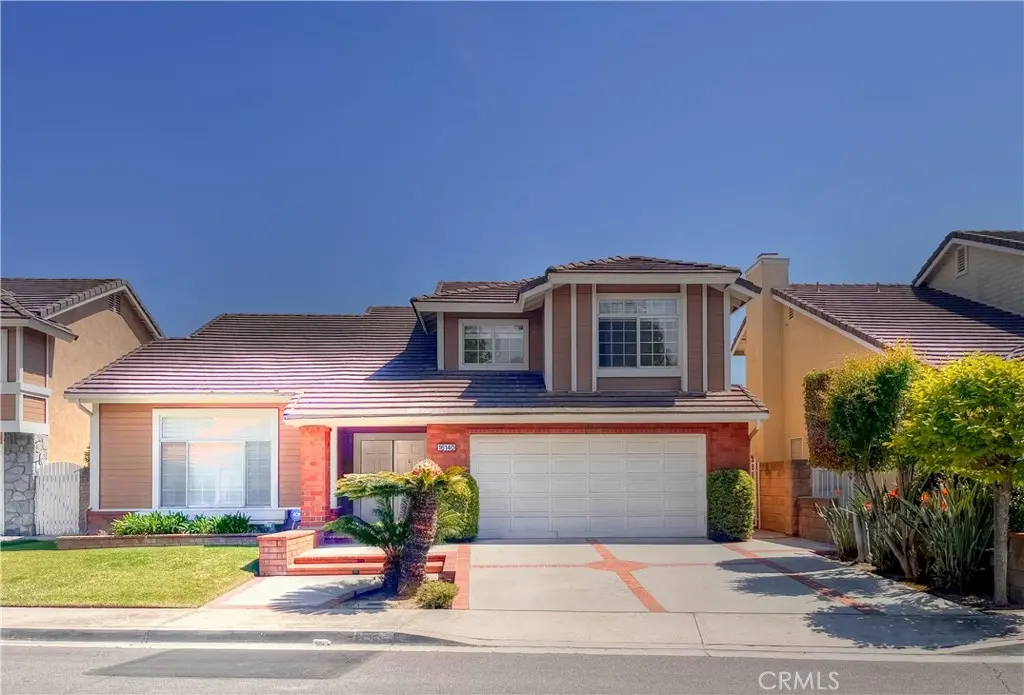 Residential Lease for rent at 16140 Ridgeview, La Mirada, Los Angeles County, CA featuring 4 beds and 3 baths