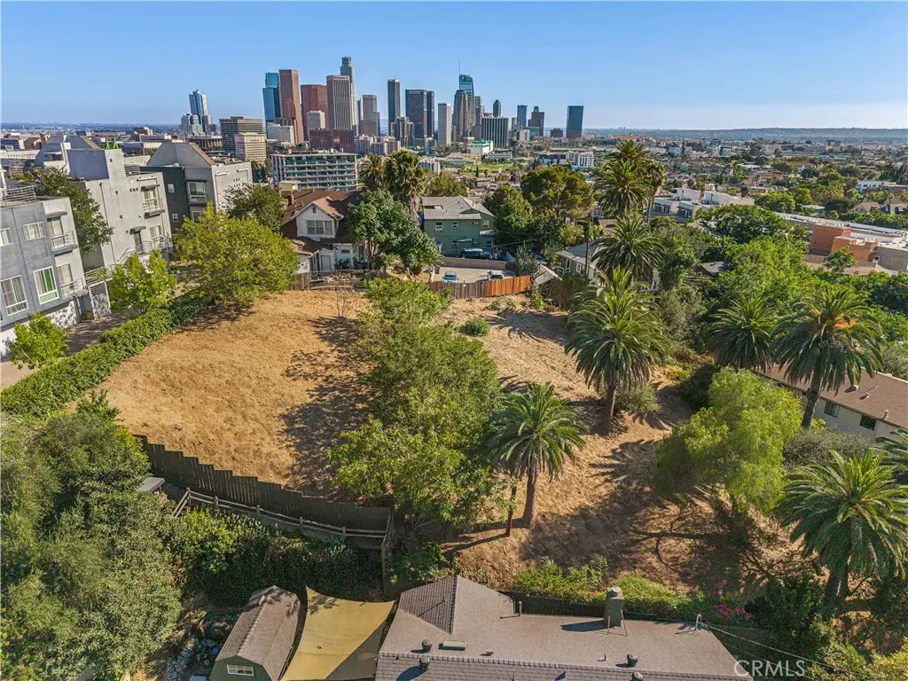 1200 W Innes Avenue, Los Angeles, CA — listing photo 1