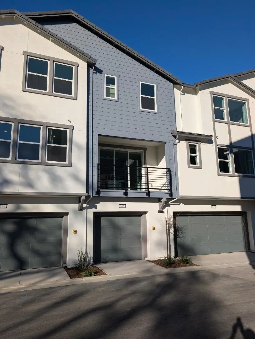 Townhouse for sale at 273 Wagon Way 37-03 - Plan 3, Campbell, CA featuring 2 beds and 3 baths