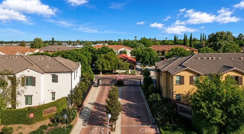 140 Ivy Avenue A4, Patterson, CA — listing photo 1