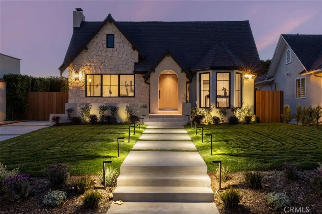 Single Family Residence for sale at 321 N Lucerne, Los Angeles, CA featuring 4 beds and 4 baths