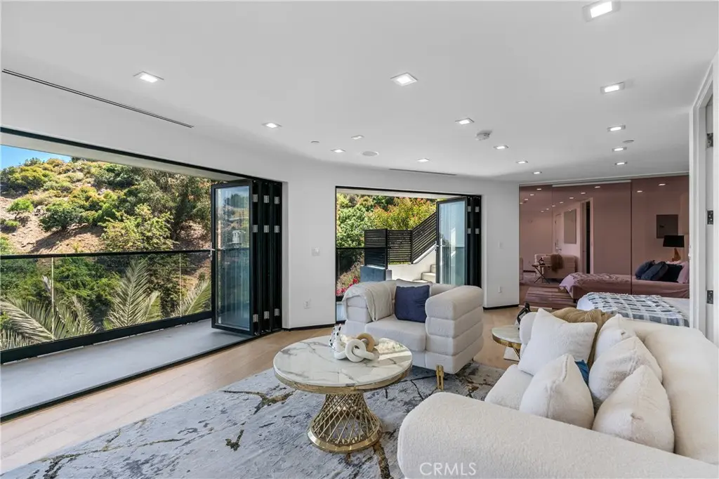 Residential Lease for rent at 8144 1/2 Gould, Los Angeles, Los Angeles County, CA featuring 1 bed and 1 bath