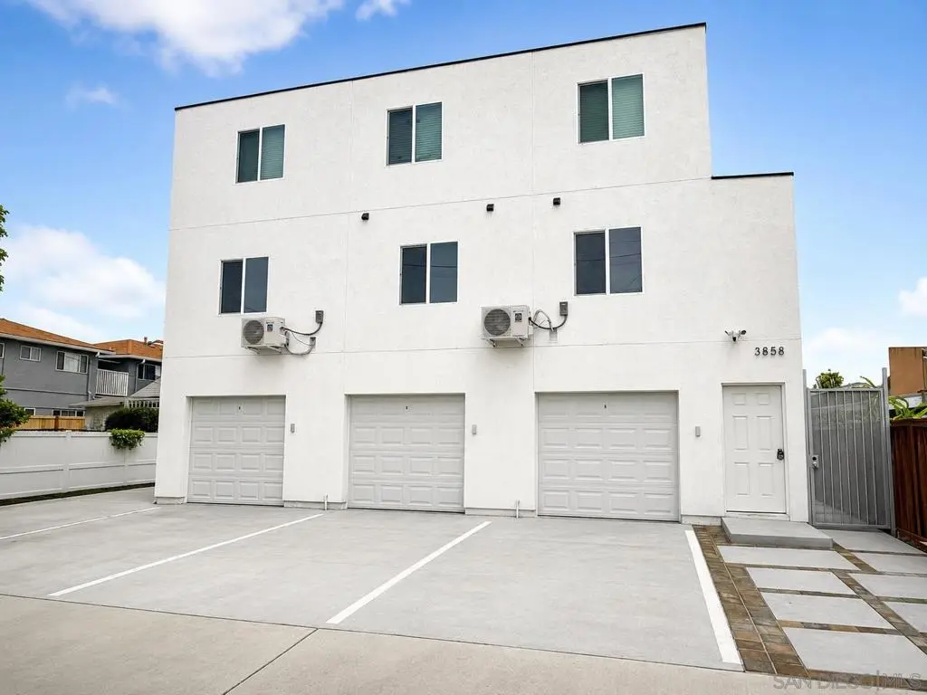 Single Family Residence for rent at 3858 41ST STREET, San Diego, CA featuring 3 beds and 2 baths