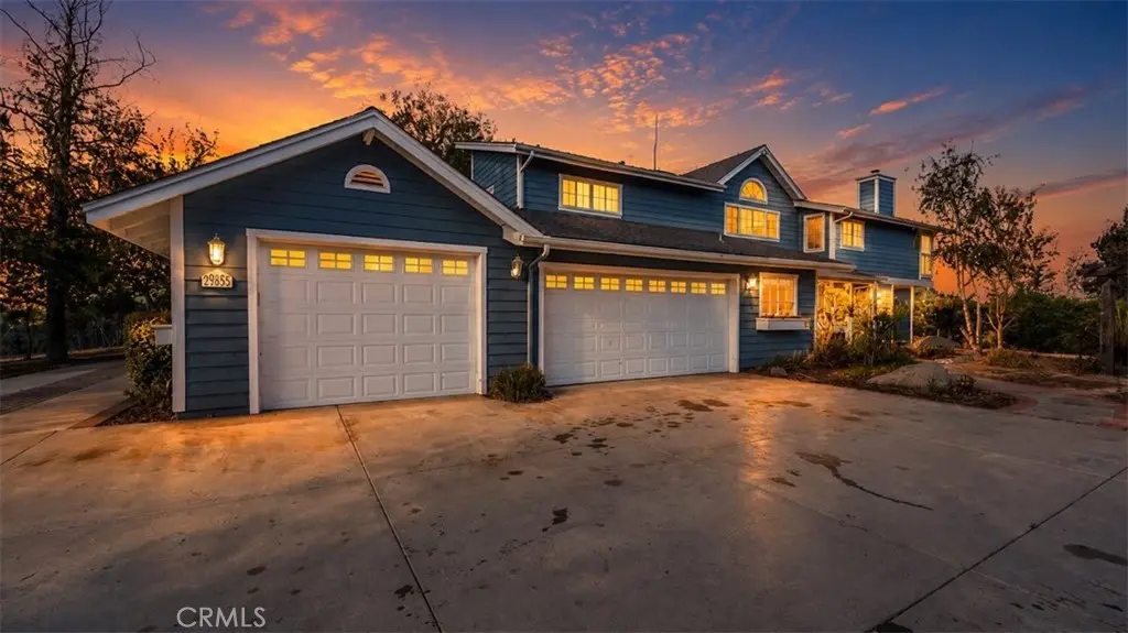 1731 Fuerte Street, Fallbrook, CA — listing photo 1