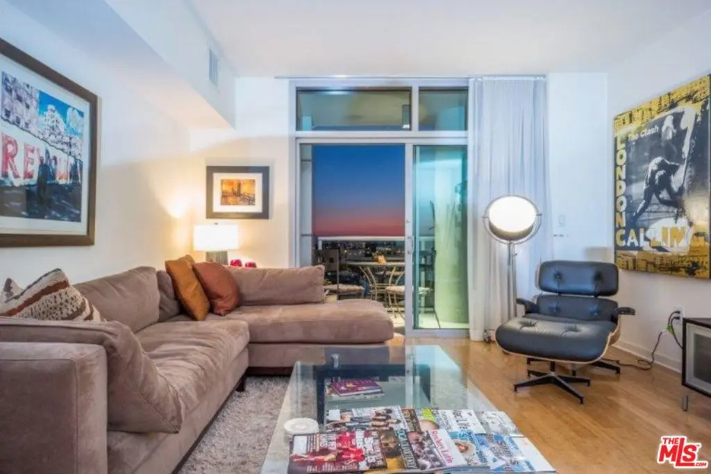13700 Marina Pointe Drive 1514, Marina Del Rey, CA — listing photo 1