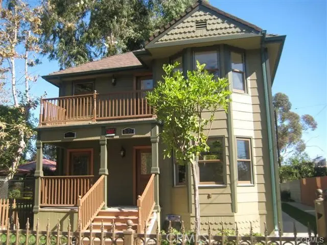 Residential Lease for rent at 1974 Estrella Avenue, Los Angeles, Los Angeles County, CA featuring 3 beds and 2 baths