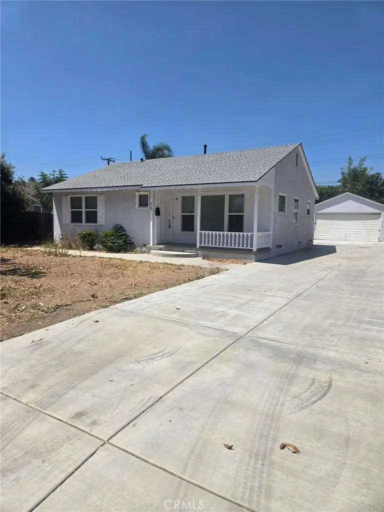 Single Family Residence for rent at 929 E Barbara, West Covina, CA featuring 3 beds and 2 baths