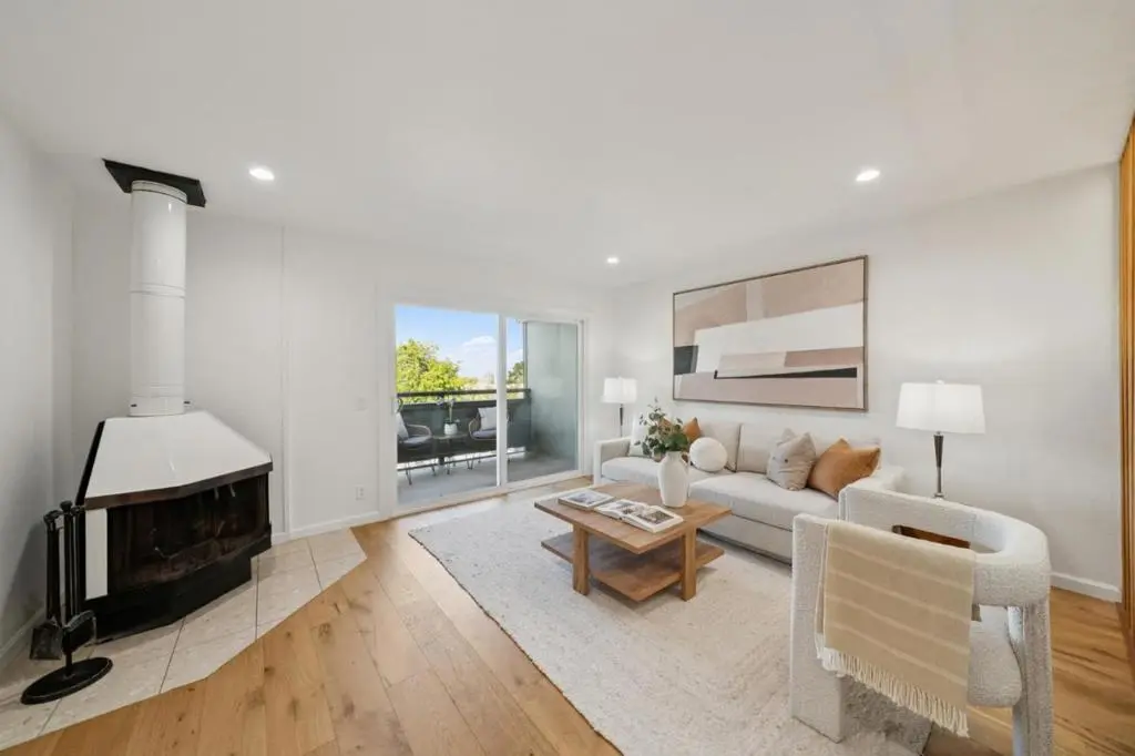 4028 Farm Hill Boulevard 5, Redwood City, CA — listing photo 1