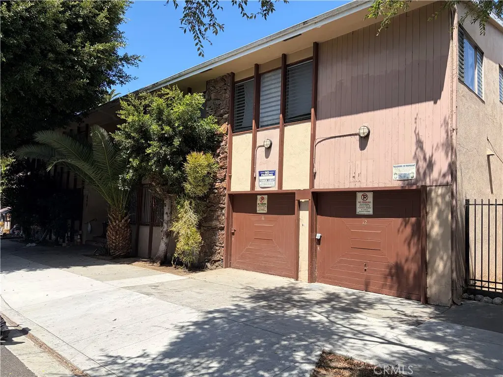 Own Your Own for sale at 640 Elm Avenue 9, Long Beach, CA featuring 1 bed and 1 bath