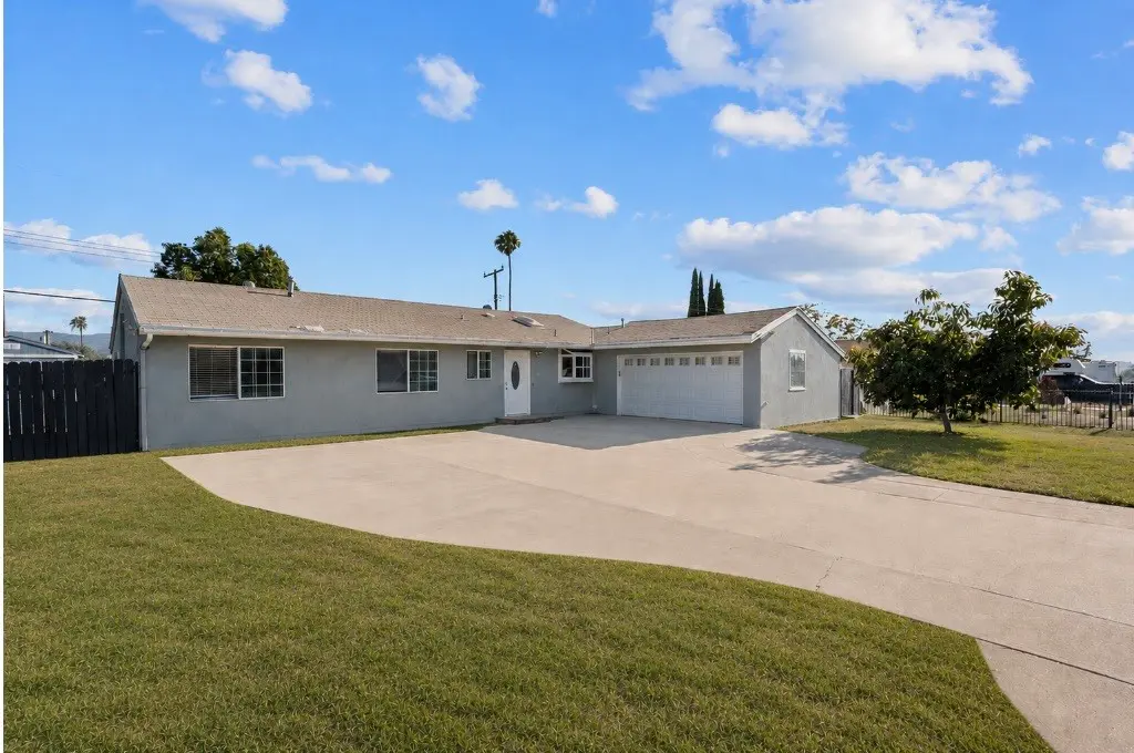 1418 Agnew, Simi Valley, CA — listing photo 1