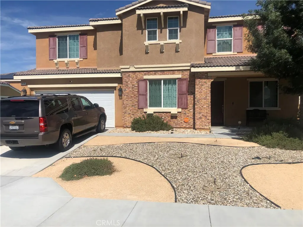 39120 Mondell Pine, Palmdale, CA — listing photo 1