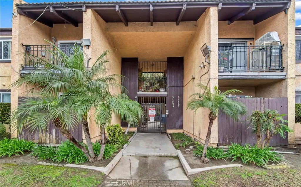 Condominium for sale at 21522 Belshire 12, Hawaiian Gardens, CA featuring 2 beds and 2 baths
