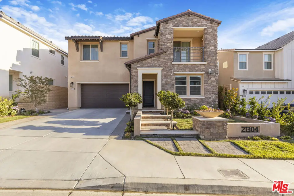 21304 Wildflower Way, Chatsworth, CA — listing photo 1