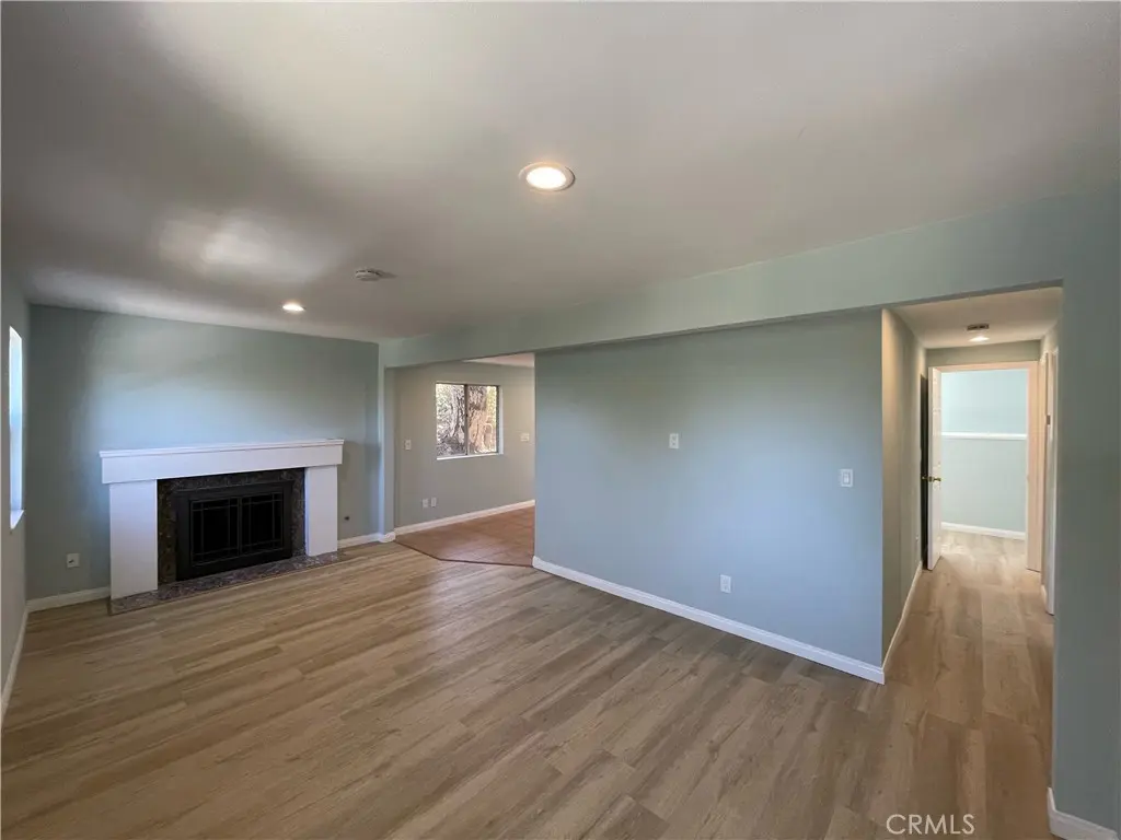 Single Family Residence for rent at 6818 Santa Susana Pass, Simi Valley, CA featuring 2 beds and 1 bath
