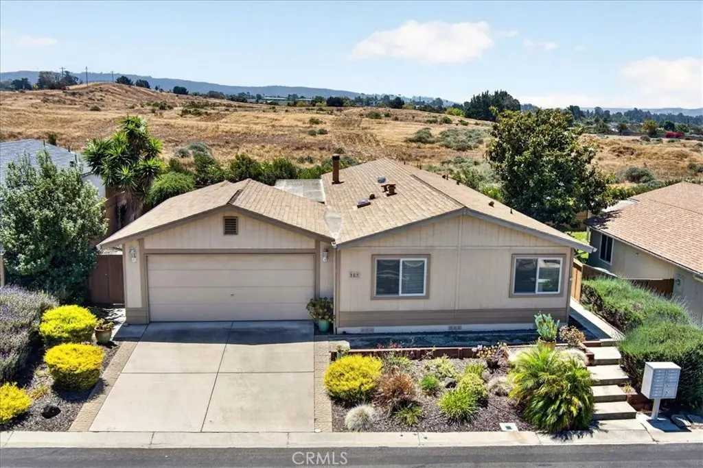 968 S White Dove Drive, Santa Maria, CA — listing photo 1