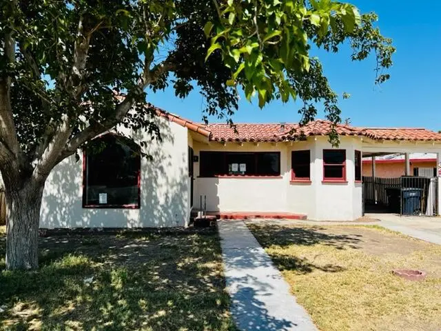 325 N 1st Street, Blythe, CA — listing photo 1