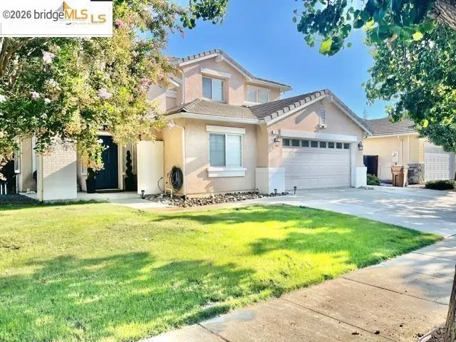 Single Family Residence for rent at 709 THOMPSON DRIVE, Brentwood, CA featuring 4 beds and 3 baths