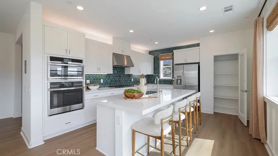 2148 Aneto Way, Santa Paula, CA — listing photo 1
