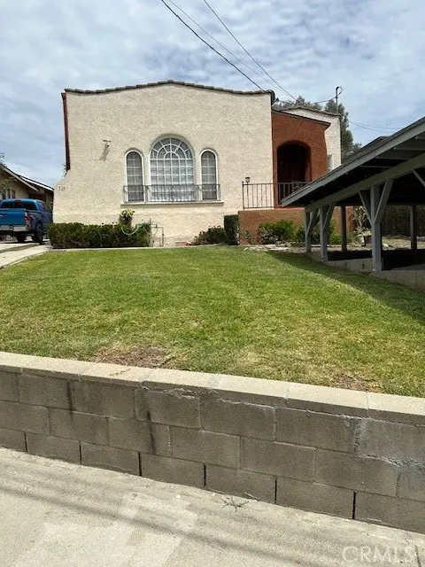 Single Family Residence for sale at 926 N Avenue 49, Los Angeles, CA featuring 3 beds and 1 bath