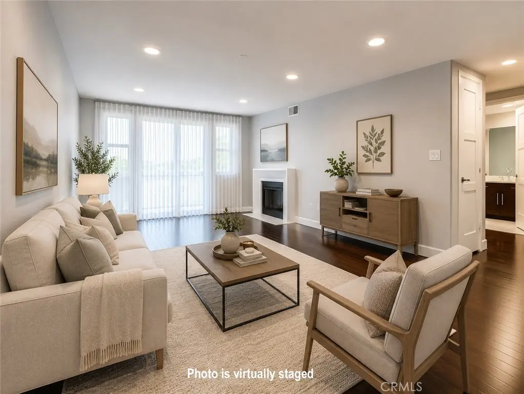 14412 Killion Street 310, Sherman Oaks, CA — listing photo 1
