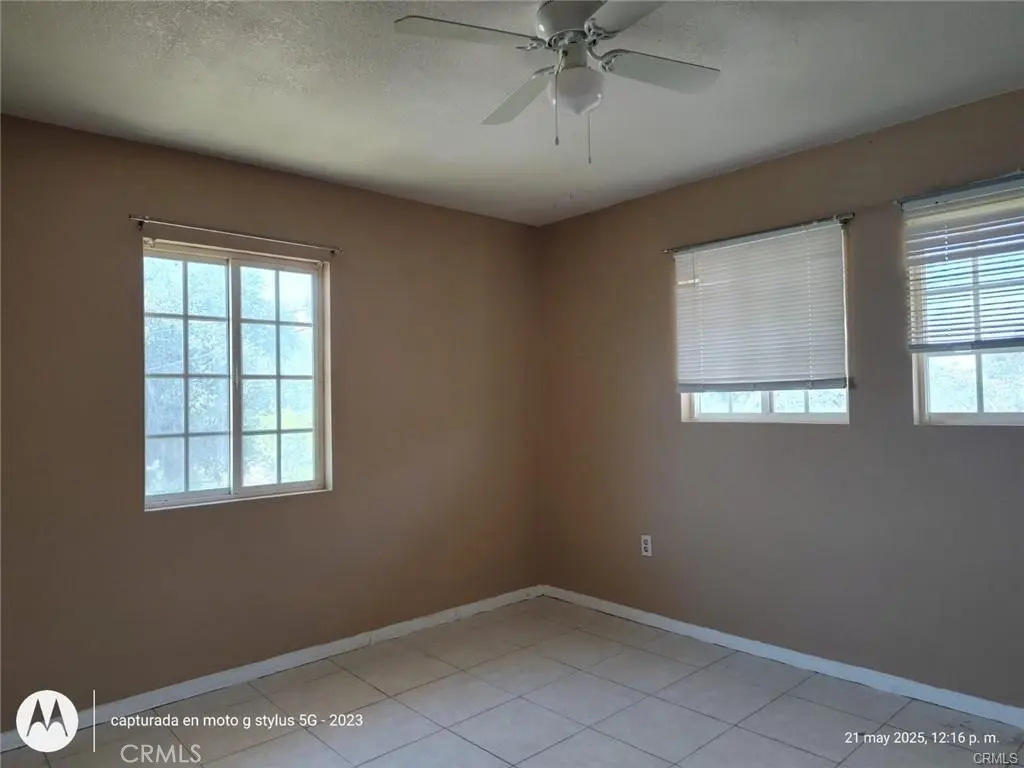 Rooming House for rent at 437 W 17Th 8, San Bernardino, CA featuring 1 bed and 1 bath